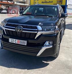 تۆیۆتا لاند کروزەر